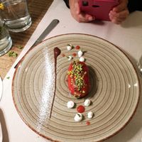 Dessert with white chocolate at Gintilla in Cagliari