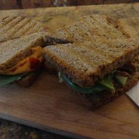 Hummus and spicy chicken sandwiches (vegan) at Dr. Blend in Amsterdam