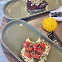 Vegan (hummus)  toast and avocado beet toast   at Grieta in Ciudad De México