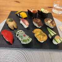 Set with all the sushi flavours  at VEGGIE SUSHI JAPAN - ヴィーガン寿司専門店 in Tokyo