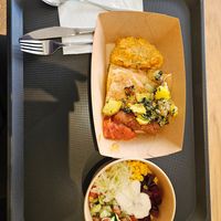 Insgesamt 10€. Besonders lecker war die Schärfe Tomatensauce, das gebratene Teilchen und der Dhal at Restavracija Jamuna in Ljubljana
