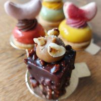  at Luna creations in Ghent