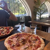 Pizza tofu vegana  at HEY MAMMA Restaurante in Sant Pere De Ribes