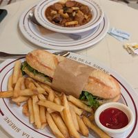  at Café L’air De La Sirène™ in Orlando