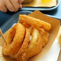 Onion rings at  Van Ver Burger Garibaldi in Turin