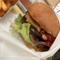 538 Burger  at Junk's Food So Good in Milan