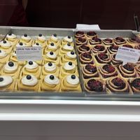 Blueberry, lemon yuzu  at Cinnamood Amsterdam in Amsterdam