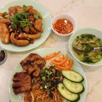 Pork chop and fried shrimp at Selina Hoang Lan Tinh Chay in Sunshine