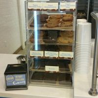 cookie options with a few vegan options at CREAM in San Mateo