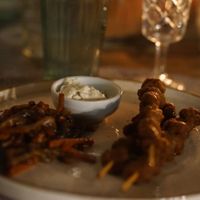 Tzatziki Skewers at Moon in Siracusa
