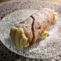 Cannolo with cream at Moon in Siracusa