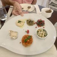 The MOON plate offers a bit of everything.   at Moon in Siracusa