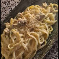 spaghetti carbonara at Moon in Siracusa