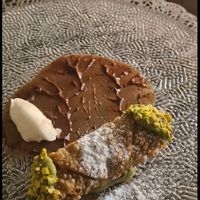 cannoli at Moon in Siracusa