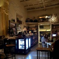 Eclectic ambiance at Moon in Siracusa