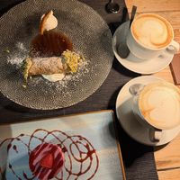   at Moon in Siracusa