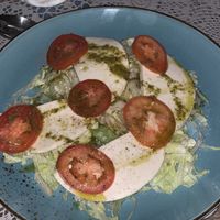 Caprese salad at Moon in Siracusa
