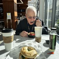 Vegan breakfast bagel green juice #2 and pistachio latte !!!   at towncentercold.press in Norfolk