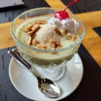  at Sen Vegan in Halle