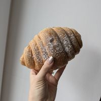 Marmeladecroissant at Late Bäckerei Konditorei in Wien