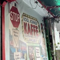 Outside the shop. Proudly serving vegan items   at Kool Korner Kaffe in Rajasthan