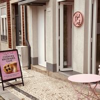 Vegan options indicated on the panel   at Royal Crumb Cookies in Braga
