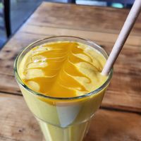 Mango lassi at Vege Miasto in Warsaw