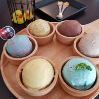 YUM at Itim Roi Ros (100 Flavors of Ice Cream) - ไอติม100รส in Chiang Mai