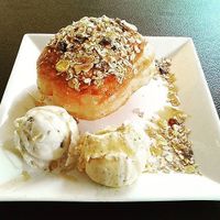 Ice cream and roti at Itim Roi Ros (100 Flavors of Ice Cream) - ไอติม100รส in Chiang Mai