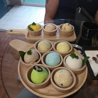 Family Ice Plate with ten different scoops at Itim Roi Ros (100 Flavors of Ice Cream) - ไอติม100รส in Chiang Mai