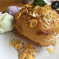 Crispy hot, sugary puffed roti - ask for no chocolate sauce if you’re vegan (though the caramel was too sweet so I would’ve rathered nothing) at Itim Roi Ros (100 Flavors of Ice Cream) - ไอติม100รส in Chiang Mai