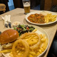 Oriental burger and veg curry with half and half at The Triangle Inn in Wales