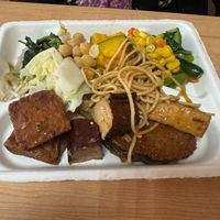 Another group of choices at Yanagiya Vegetarian Restaurant in Taoyuan City