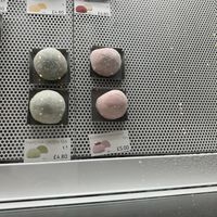 Vegan mochi options  at Niji Mochis in London
