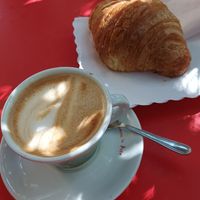 Cappuccino di soia e cornetto vegano at Caffe Trastevere in Rome