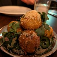 FLUFFY BOUBOULES at Présent in Paris