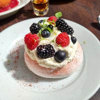 Pavlova at Présent in Paris
