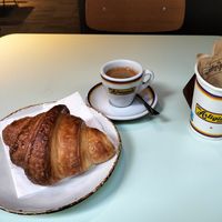 Vegan 🥐. Good coffee at Ditta Artigianale in Florence