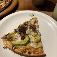 shitake e abobrinha  at Juca Pato Pizzaria in Santa Catarina