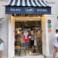 Puerta at Patti Gelateria Santo Domingo in Bolívar
