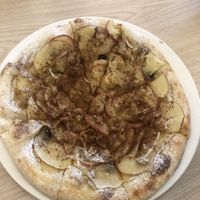 Apple cinnamon  at Elite Pizza 依禮鮮蔬手工披薩 in Taichung