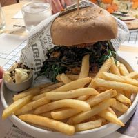 "Fuoco Sacro" vegan burger at Passù • Ristorante e Pizzeria (ex Uva e Menta) in Trentino-alto Adige