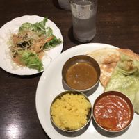 Salad with sesame dressing, tomato and black beans curry, rice and vegetarian and vegan naans at Nataraj - Ginza in Tokyo