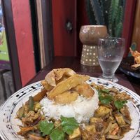 Veganized lomo saltado (5/5 ⭐️ )  at Chifa La Familia Feliz in La Fortuna