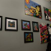 Artwork at Chifa La Familia Feliz in La Fortuna