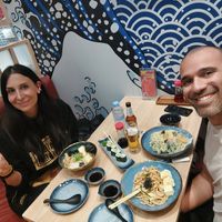 Tempura di verdure, sushi con avocado, noodle di verdure e ramen vegano con tofu at Bento Asian Kitchen+sushi in Chang Wat Samut Prakan