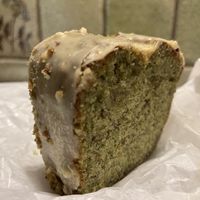 Sabrina 🌱 cake vegan pistache chocolat blanc  at Copines Paris in Bruxelles