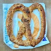 Sweet almond pretzel  at Auntie Anne’s - Festival City Mall in دبي