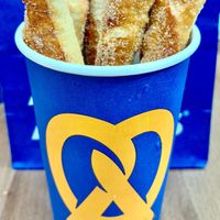 Cinnamon sugar sticks  at Auntie Anne’s - Festival City Mall in دبي