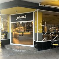 Eingangsbereich Jomi  at jomi deli in Stuttgart